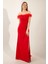 Kadın Kırmızı Otrişli Kayık Yaka Yırtmaçlı Uzun Abiye Elbise 4