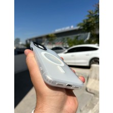 SPHONE Apple iPhone 11 Uyumlu Kılıf Kamera Çevresi ve Tuşları Metal Soft Mat Şeffaf Renkli Magsafe Şarjlı