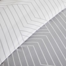 Leruum London Oslo %100 Pamuk Battal Boy Nevresim ve 2 Adet Yastık Kılıfı Seti Açık Gri Çizgili Çift Yönlü 240x220