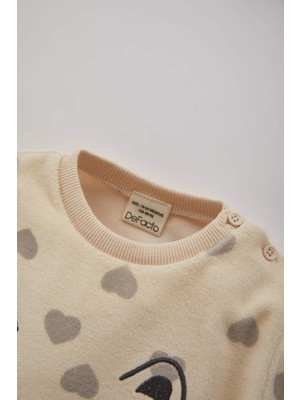 DeFacto Kız Bebek Kalp Desenli Uzun Kollu Penye Pijama Takımı B2078A523WN