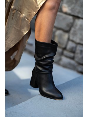 Sovrana Körüklü Topuklu Çizme Siyah