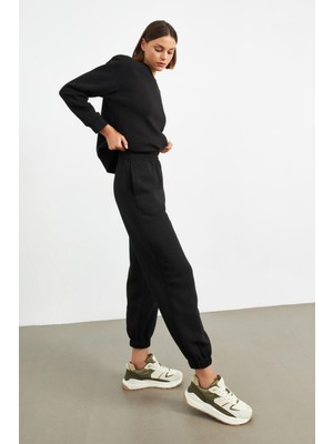 Stella Pulvis Siyah Beli Lastikli Jogger Eşofman Altı