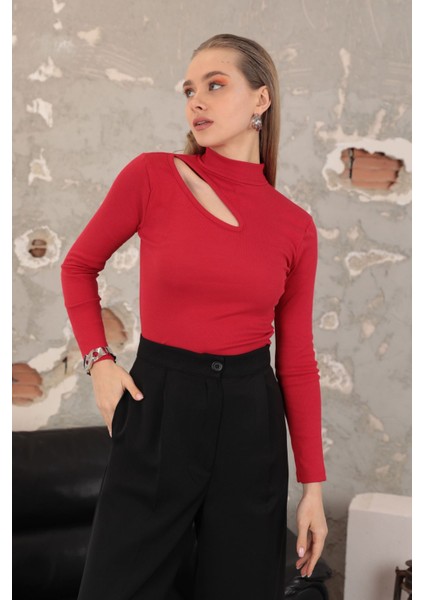 Kaşkorse Kumaş Damla Esprili Balıkçı Yaka Kadın Bluz-Kırmızı