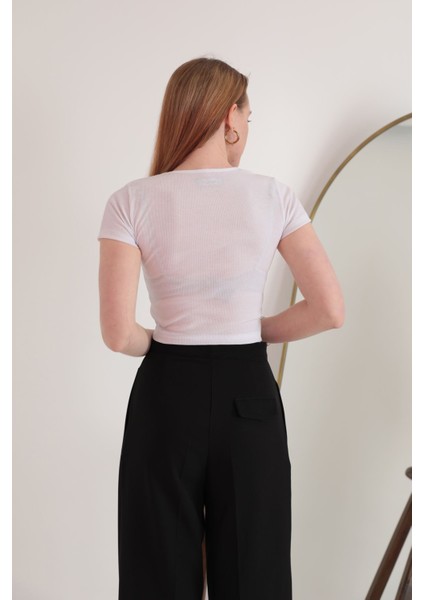 Kaşkorse Kumaş Önü Damla Model Kısa Kol Kadın Bluz-Ekru fırsatları