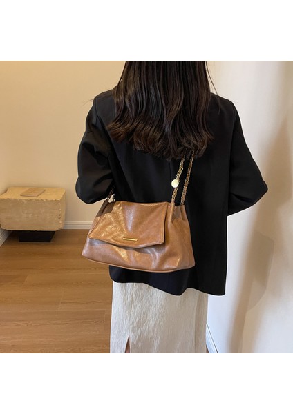 Retro Moda Büyük Kapasiteli Koltuk Altı Kadın Sonbahar ve Kış Basit Zincir Omuz Crossbody Çantası (Yurt Dışından)