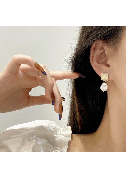 Sentetik Inci Küpeler, Geometrik Tasarımlı Çıtçıtlar (Yurt Dışından) fiyatları