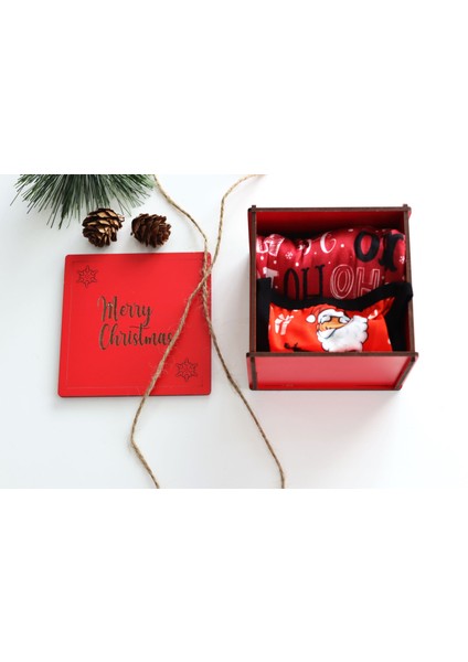 Yılbaşı Temalı Özel Kutuda 2'li Kadın Tanga - Erkek Boxer fırsatları