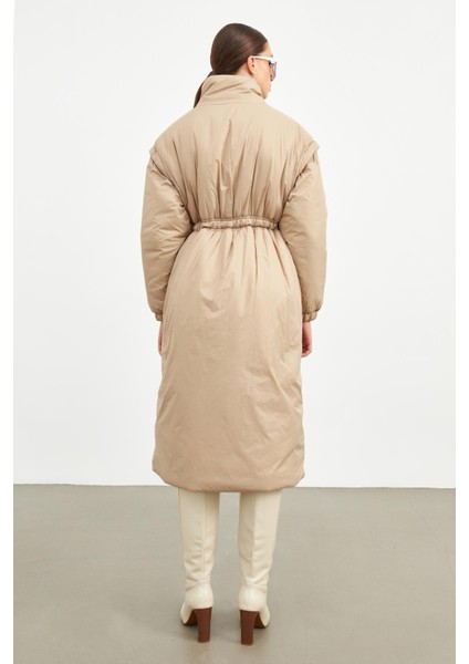 Bej Uzun Boy Boğazlı Fermuarlı Şişme Kaban modelleri