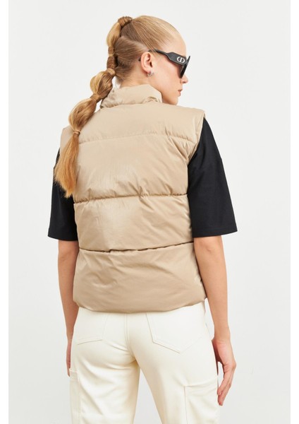 Bej Cepli Şişme Yelek modelleri