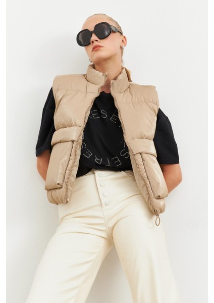 Bej Cepli Şişme Yelek indirimleri