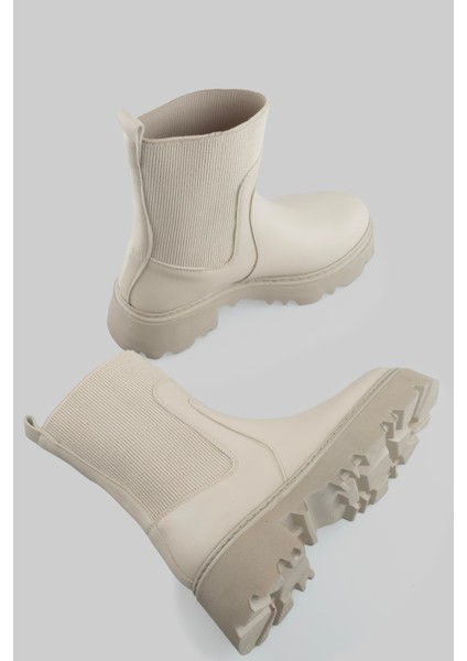 Kalın Taban Lastik Detaylı Bot Bej indirimleri