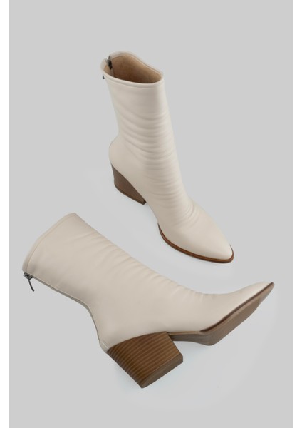 Büzgü Detaylı Topuklu Bot Bej fırsatları