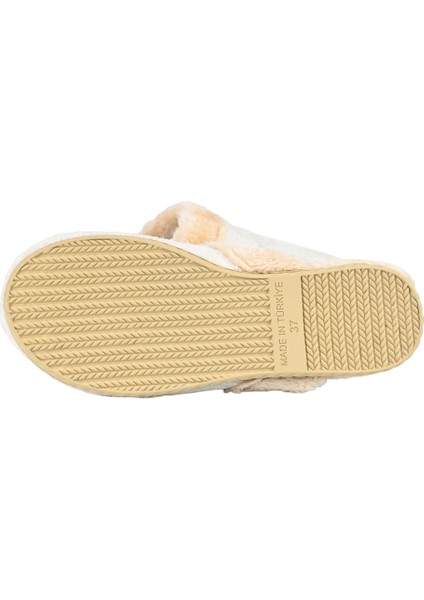 Comfortline Kaydırmaz Taban Kürklü Çeyiz Terlik Üşümeyen Ayaklar Şık ve Gösterişli Kışlık Düz Sade Ev Terlikleri Tüylü Kadın Terlik indirimleri