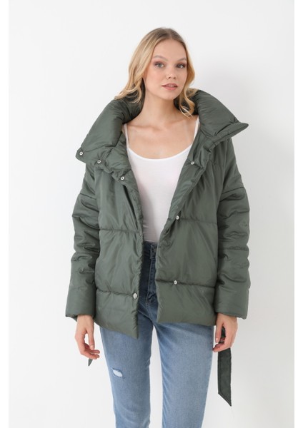 Kadın Haki Içi Dolgulu Astarlı Su Geçirmez Rüzgara Dayanıklı Oversize Bomber Mont & Kaban & Parka fırsatları