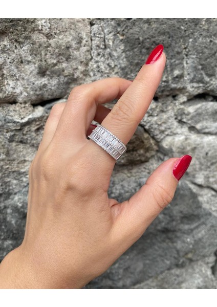 Kadın Gümüş Baget Taşlı Yüzük 5800 modelleri