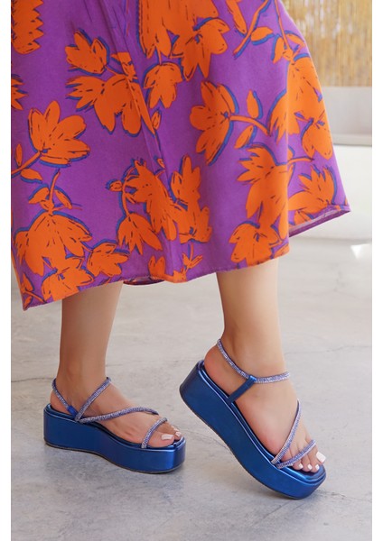 Stylish Saks-Mavisi Taş Detaylı Kadın Sandalet