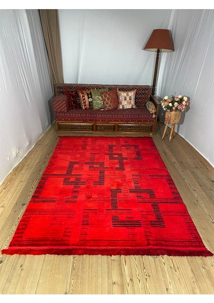 El Dokuma Vintage Halı - 153 x 247
