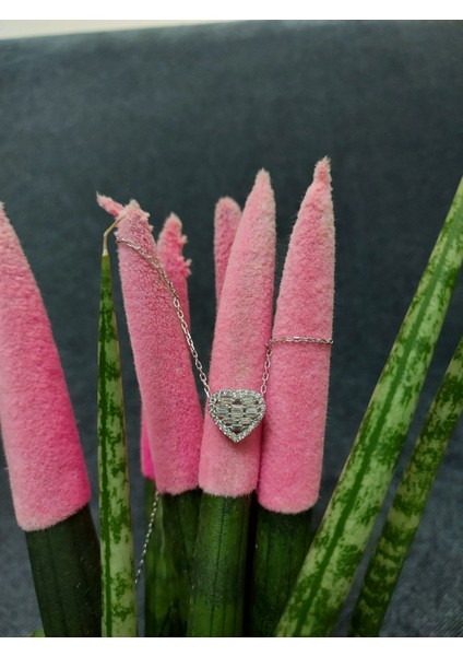 Kalp Kolye ..anneler Gününe , Sevgiler Gününe , Tüm Sevdiklerinize 925 Ayar Gümüş