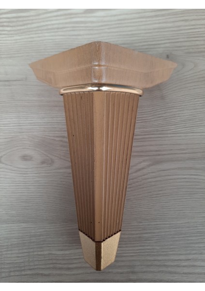 20 cm Yıldız Ayak Plastik Vanezya Altın Desenli (4 Adet)