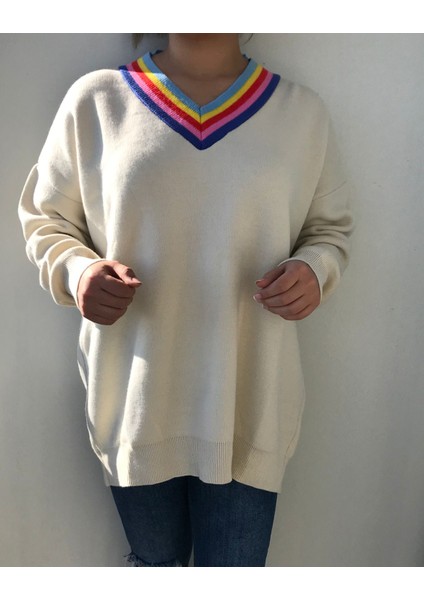 Kadın V Yaka Krem Rengi Kazak Tunik modelleri