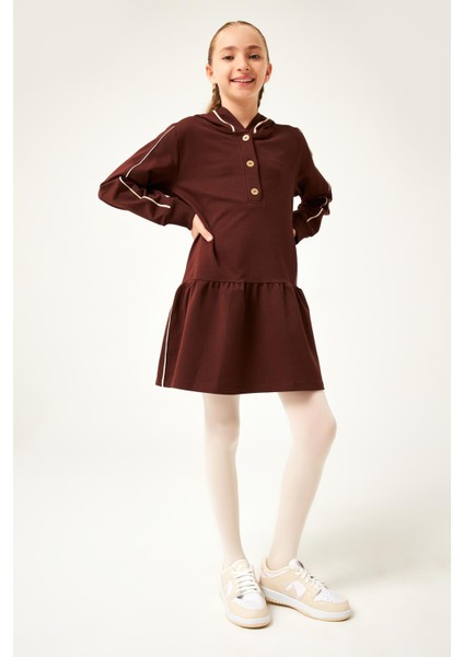 Biye Detaylı Kapüşonlu Kız Çocuk Elbise Kahverengi fiyatları