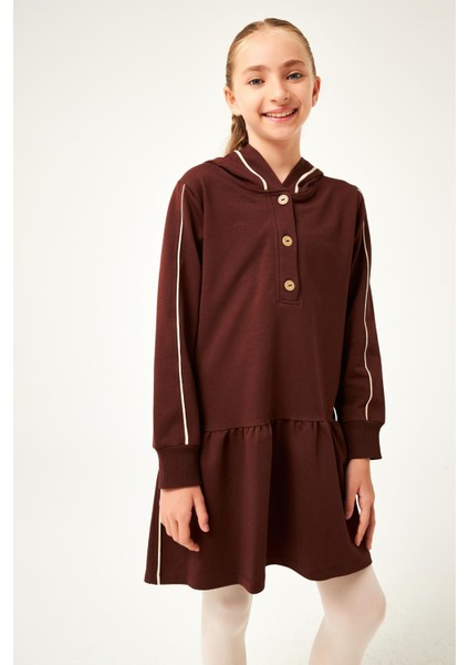 Biye Detaylı Kapüşonlu Kız Çocuk Elbise Kahverengi fırsatları