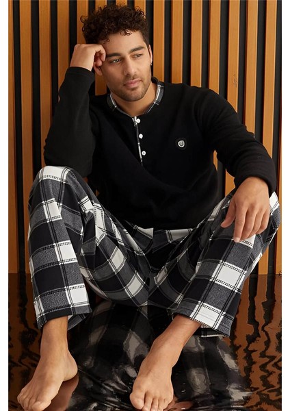 Siyah Beyaz Ekose Desenli polar erkek pijama takımı