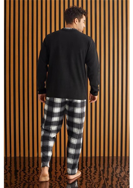 Siyah Beyaz Ekose Desenli polar erkek pijama takımı modelleri