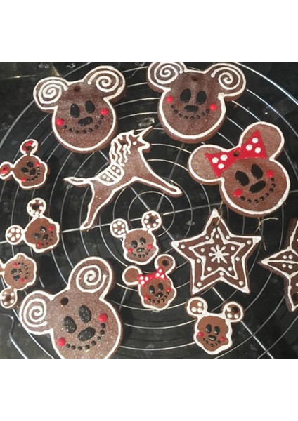 Çocuklar Için Mickey Mouse Sandviç Ekmek Çerez Kesiciler, Gıda Sınıfı Metal Çerez Kalp Yıldız Şekli Kesiciler Tatil Pişirme Için Gözleme Kalıbı, Toksik Olmayan ve Güvenli (Yurt Dışından)