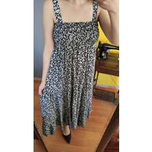 Deseo Boutique Kadın Siyah Renk Rahat Kalıp Çiçekli Uzun Elbise