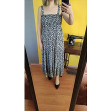 Deseo Boutique Kadın Siyah Renk Rahat Kalıp Çiçekli Uzun Elbise