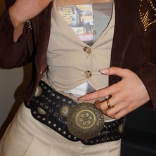 Fsfeng Harajuku Y2K Pu Deri Kemer Kadın Perçin Metal Halka Tokalı Kemer Grommet Geniş Bel Kemeri Vintage Aksesuarları (Yurt Dışından)