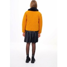 HC Kids Wear Deri Detaylı  Pelüş Ceket ve Etek Takım