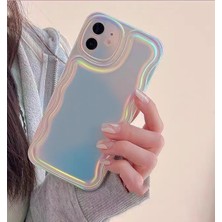 Pengraph iPhone 11 Uyumlu Puf Sky Degrade Hologramlı Silikon Kılıf