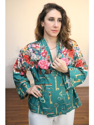 Lapiz Yeşil Renk, Çiçek Desenli, Kısa Kimono Ceket