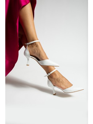 La Limar 7 cm Beyaz Bilekten Bağlamalı Stiletto Topuklu Ayakkabı