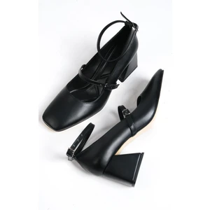 Kulia Siyah Mat Mary Jane Küt Burun Bantlı Ayakkabı