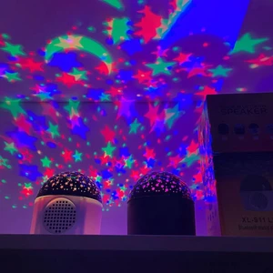 Keyfim Shop LED Sihirli Disko Topu - Star Master Yıldızlı-Aylı Gece Lambası - Bluetooth Hoparlör