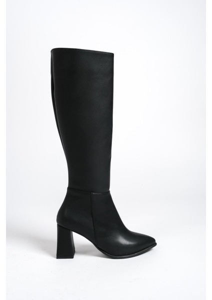 Kalibri Siyah Mat Kalın Topuklu Klasik Çizme fırsatları