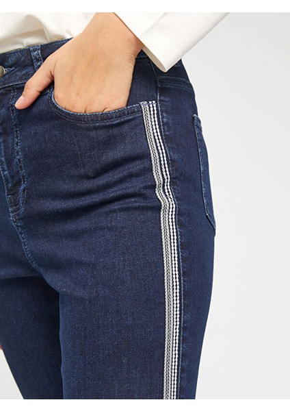 Yanı Şerit Detaylı Slım Fit Jean Pantolon 67351 fırsatları