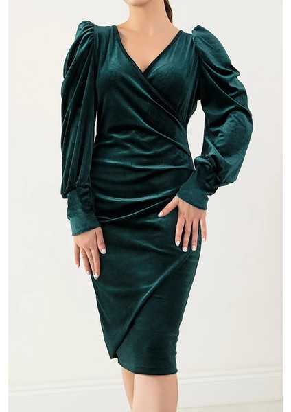 Kadın Kruvaze Yaka Büzgülü Kadife Elbise KKLF68 - Zümrüt