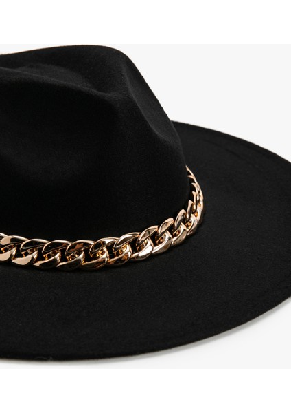 Fötr Şapka Metal Zincir Detaylı modelleri