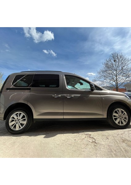 Volkswagen Caddy 2021- Uyumlu Yan Marşpiyel