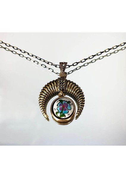 Yonca Motifli Iznik Çinili Bronz Kolye