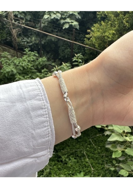 Dorika Boncuk Detaylı Iki Zincirli Gümüş Kazaziye Bileklik fiyatları