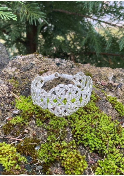 Gümüş Kazaziye Aşk Düğümü Detaylı Örgü Bileklik BIL706 fiyatları