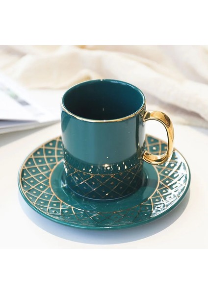 Beyaz 200ML Seramik Kahve Fincan Tabağı ile Kahve Seti Su Kupaları Lüks Phnom Penh Kahve Kupa Suyu Drinkware Süt Fincan Yeni Yıl Hediyeleri (Yurt Dışından) fırsatları