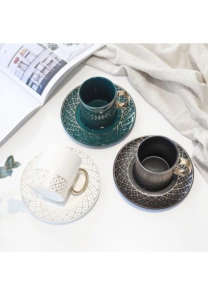 Beyaz 200ML Seramik Kahve Fincan Tabağı ile Kahve Seti Su Kupaları Lüks Phnom Penh Kahve Kupa Suyu Drinkware Süt Fincan Yeni Yıl Hediyeleri (Yurt Dışından) indirimleri