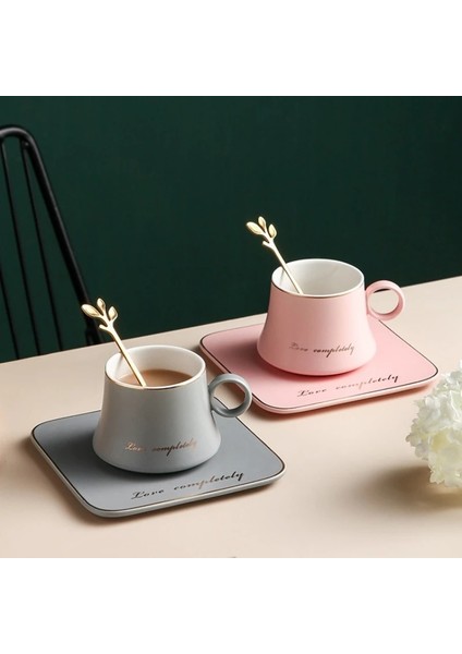 Yeşil 180ML Lüks Espresso Kahve Fincanları Özelleştirilebilir Kahvaltı Kahve Fincanı Hizmetleri Ingiliz Çay Seti Kemik Çini Kaffeetasse Ramazan Bardakları (Yurt Dışından)