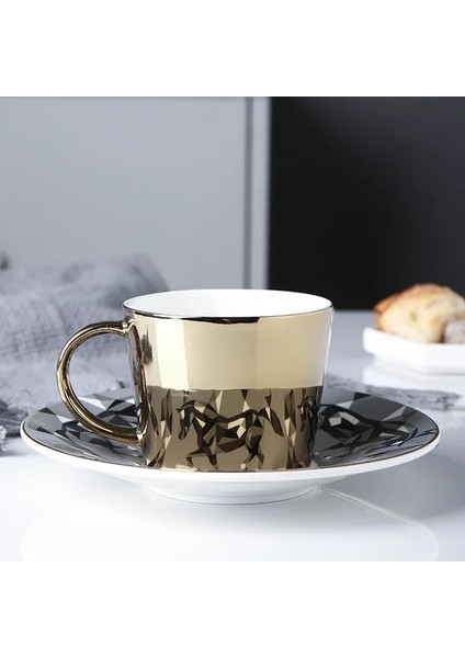 Gri At G 230 ml 90/230 cm Ins Ayna Yansıma Yaratıcı At Anamorfik Fincan Ayna Yansıma Fincan Sinek Kuşu Kupa Kahve Çay Seti Coaster ile (Yurt Dışından)